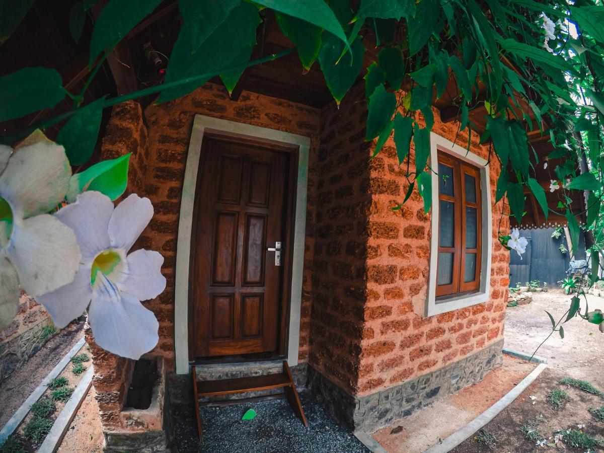Sky View Cabin Unawatuna Eksteriør bilde